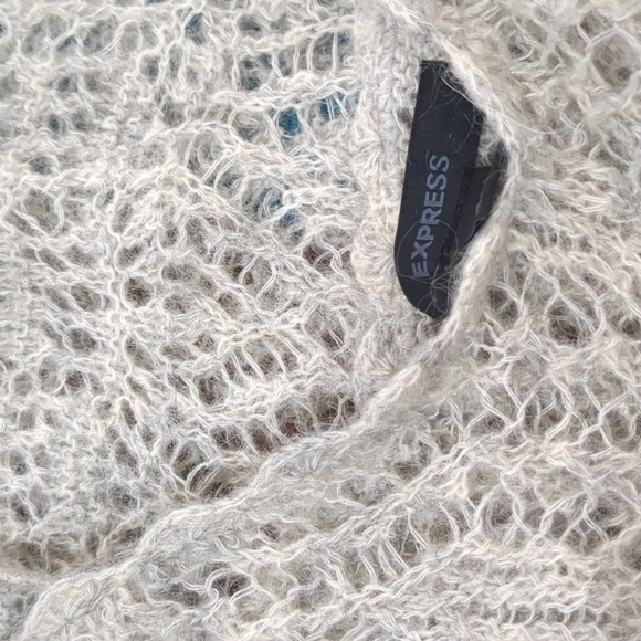 Bundle| Sleevless Tops - Picture 9 of 10